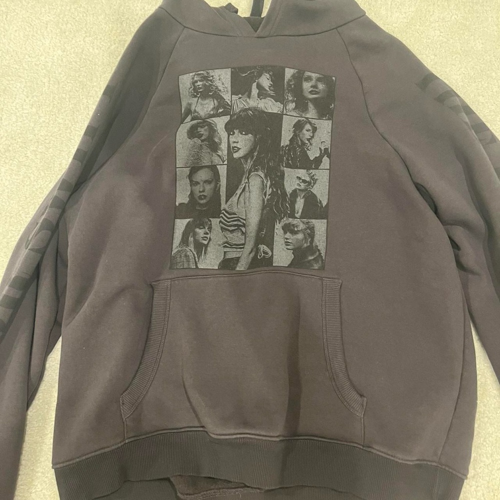 Black Graphic Men's Sweater